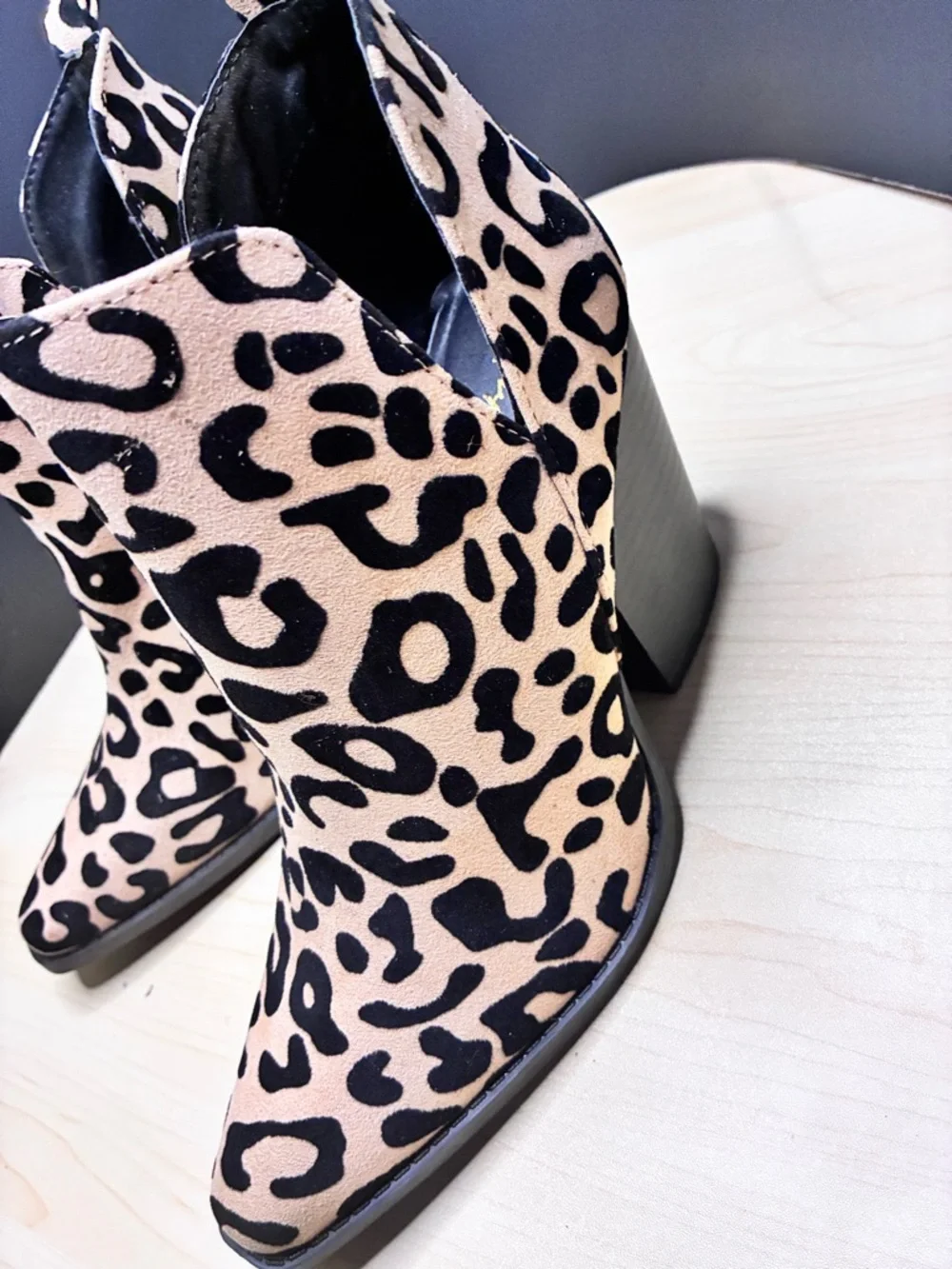 Qupid Leopard Print Pointed Toe Block Heel Booties in Tan & Black - Picture 2 of 4